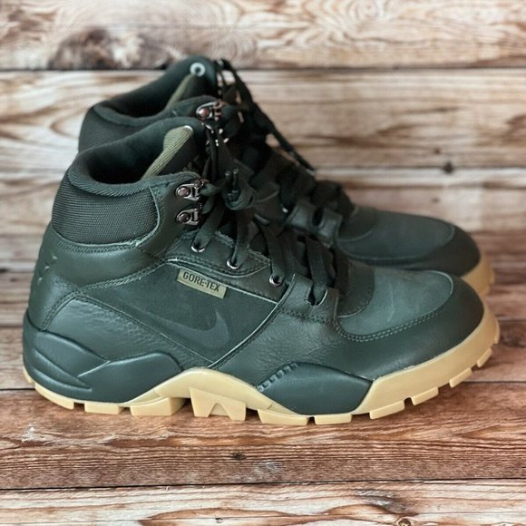 nike rhyodomo gore tex